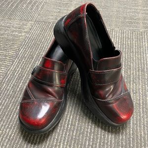 Dansko Cordovan Criss Cross Button Loafer